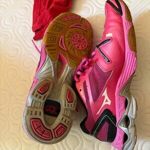 Pink Mizuno Court Shoe US9